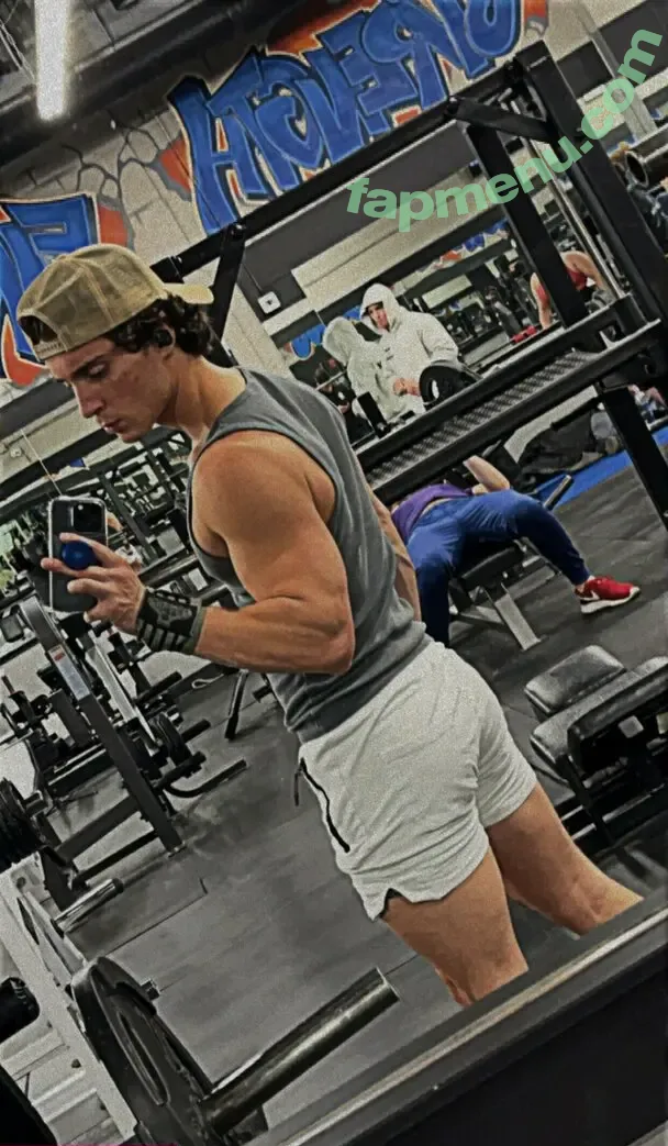 petervigilante nude photo #0024 (petervigilante)