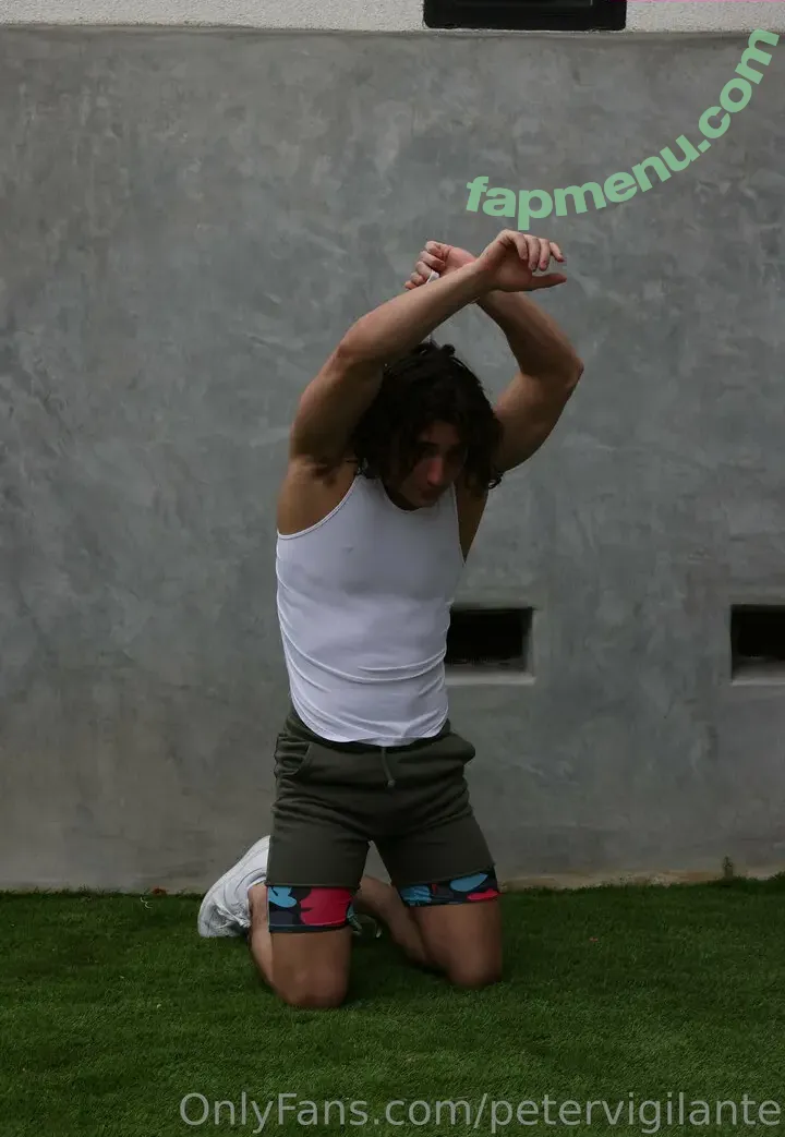 petervigilante nude photo #0004 (petervigilante)