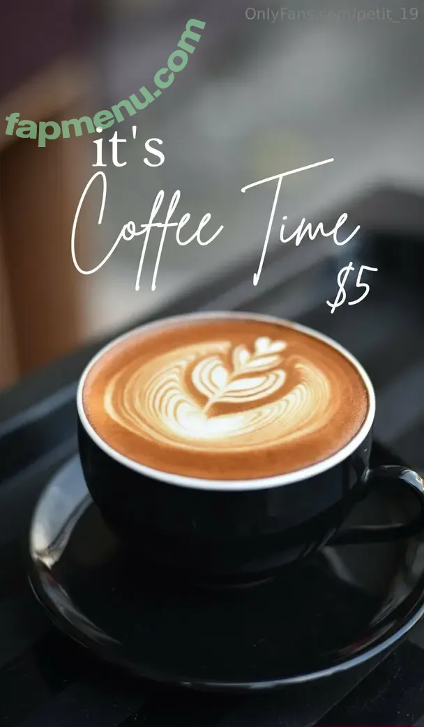 petit_19 nude photo #0001 (petit_19s)