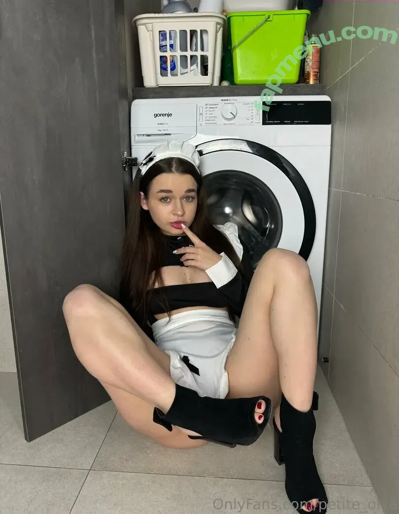 Petite Olya nude photo #0120 (Ronejoers / petite.olya)