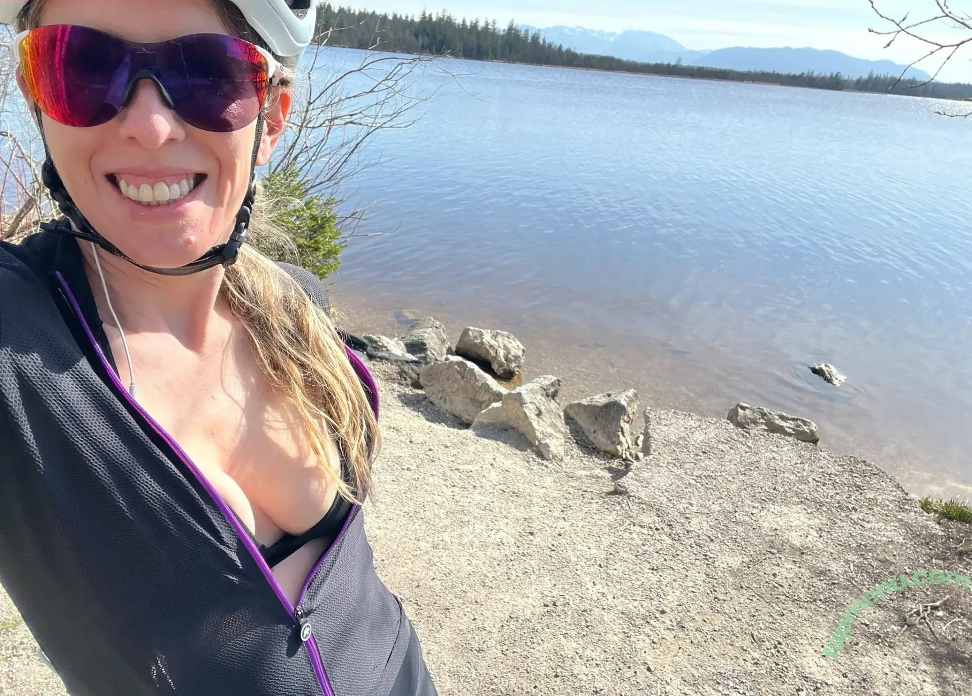 Petitecyclist nude photo #0005 (petite.cycliste)