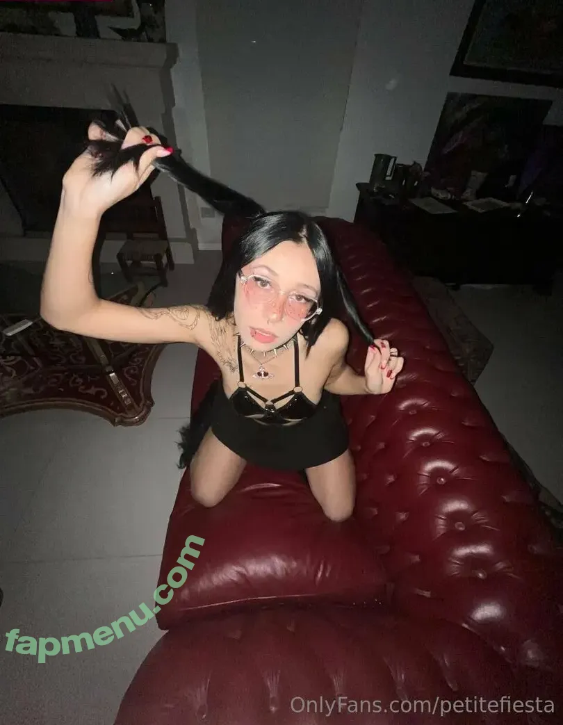 petitefiesta nude photo #0010 (petitefiesta)