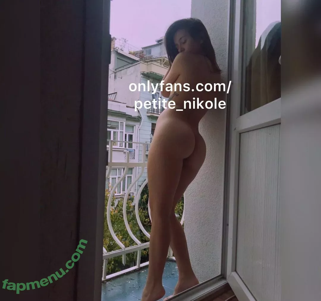 petitenikole nude photo #0002 (Nicole Vachevski)