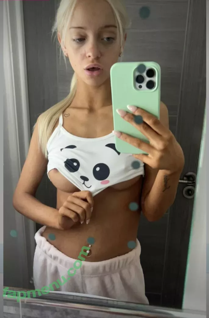 Petitesneakylink nude photo #0022 (amy_nicolexx / amythompson893)