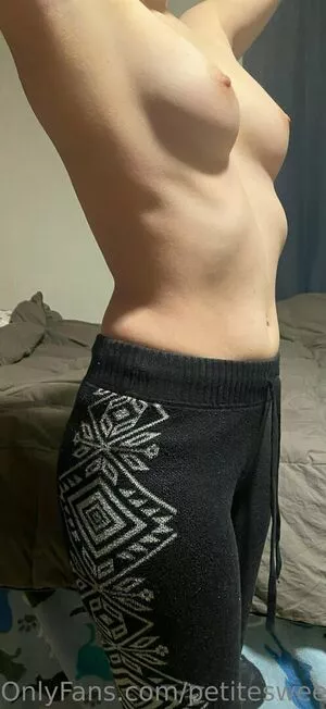 petitesweettreatx / Petitsweettreat / Sweet | PetiteSweetTreat nude photo #0234