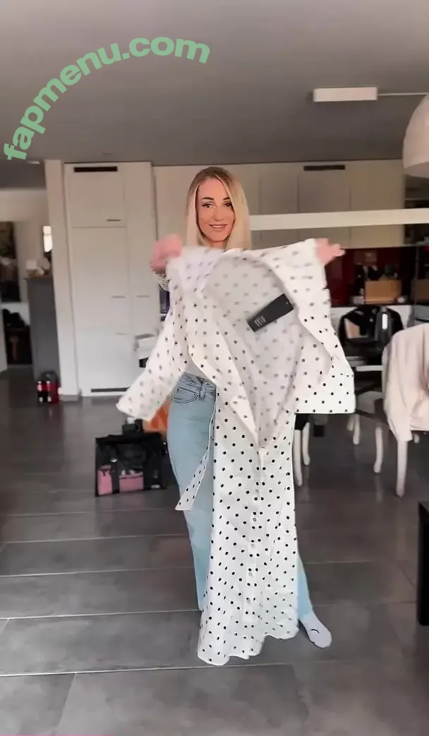 petra.loescher nude photo #0006 (Petra Löscher / petraloescher)