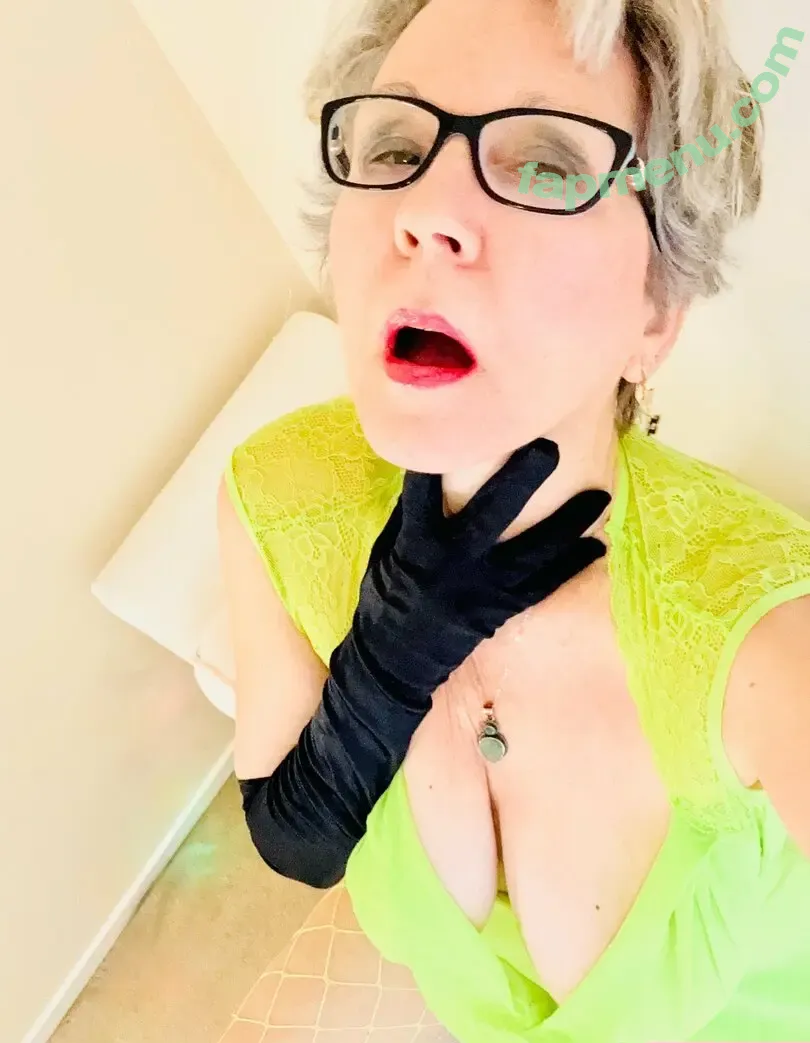 petradaniels nude photo #0022 (classy_petra)