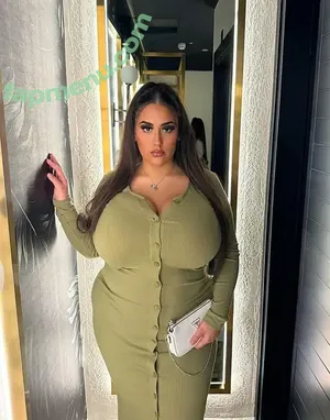 Pettiana | Cypriotmami / Busty Turkish / cypriotmami nude photo #0208