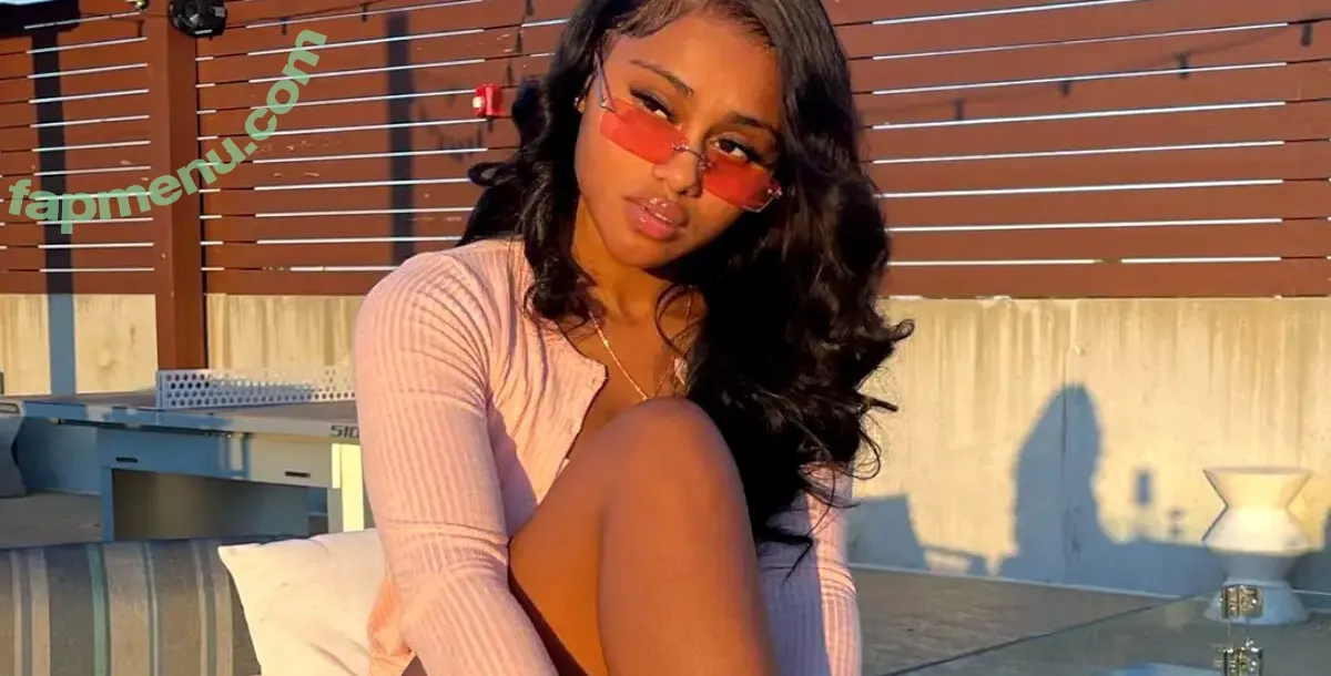 pettylevels nude photo #0009 (armaj.b)