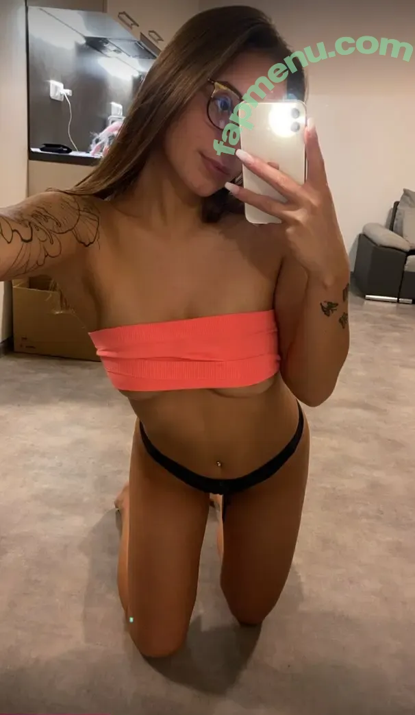 Petulkaaa nude photo #0084 (petulkaa.hl)