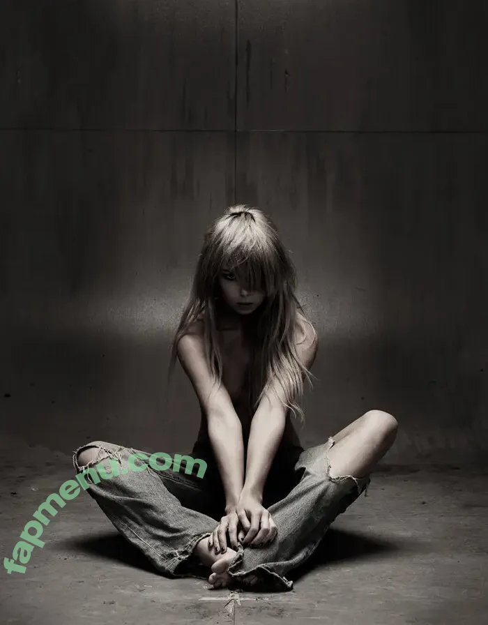 Peyotemod nude photo #0002 (Peyotemod)