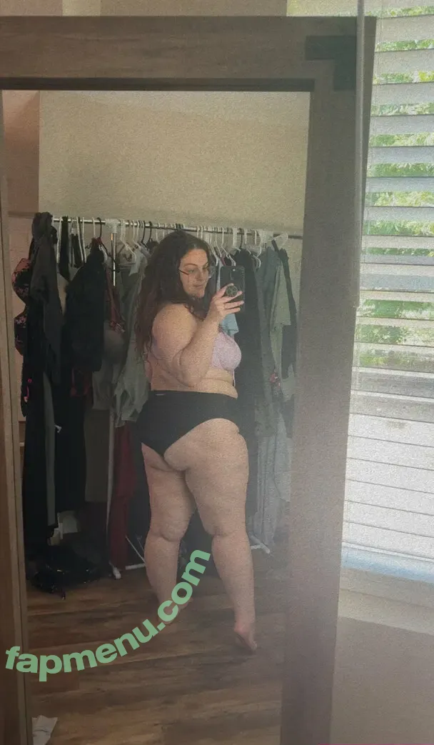 peytiecakes nude photo #0019 (peytiecakes_)