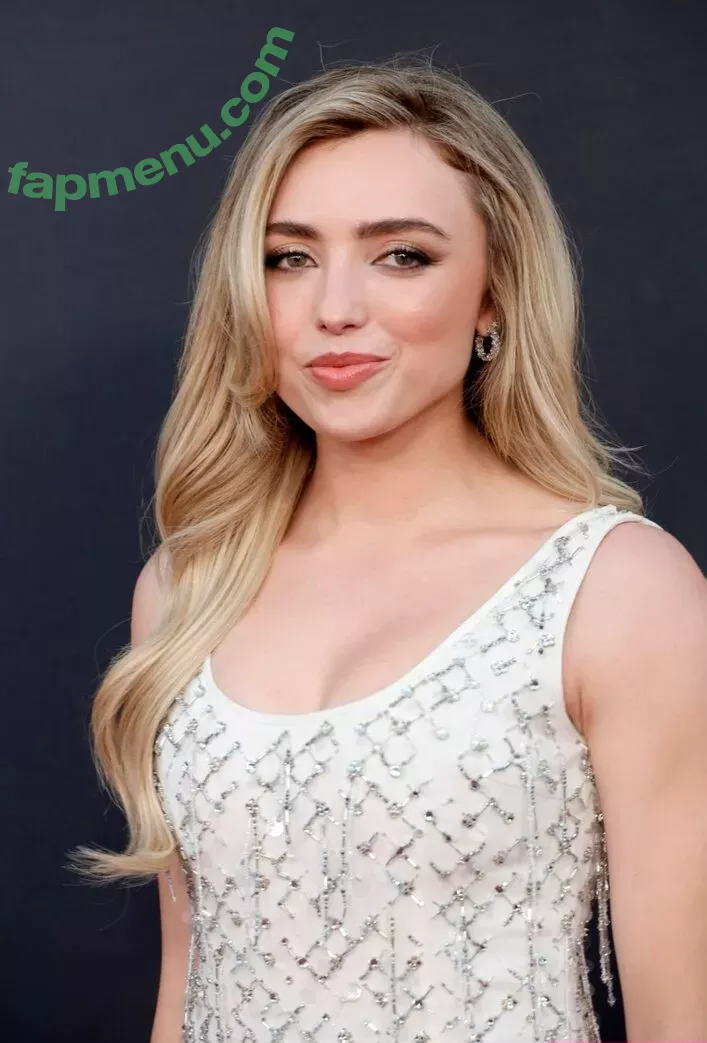 Peyton List nude photo #0855 (PeytonList / dammitpayton)
