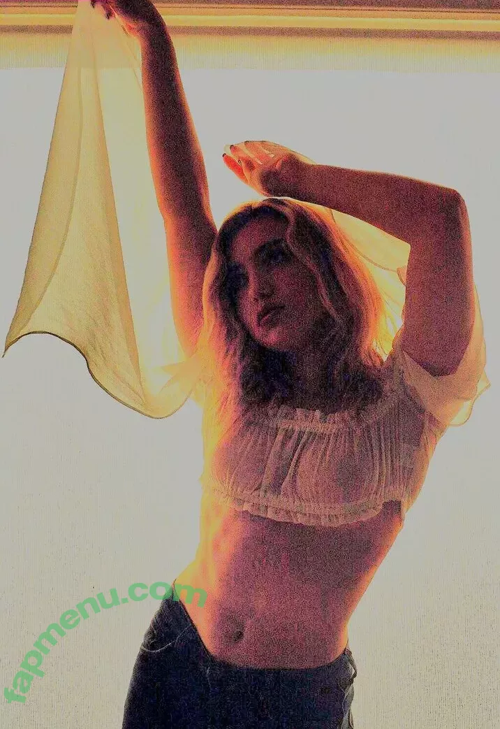 Peyton List nude photo #0890 (PeytonList / dammitpayton)