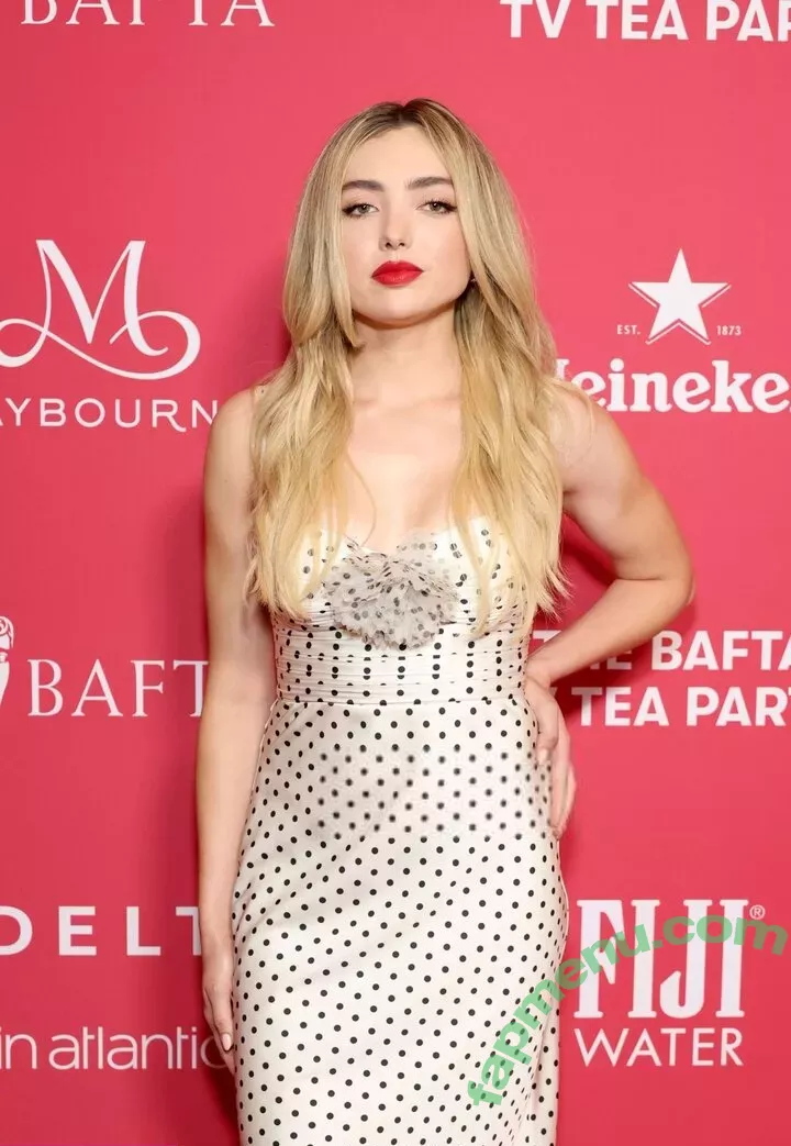 Peyton List nude photo #0901 (PeytonList / dammitpayton)