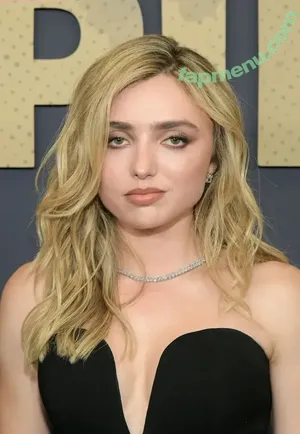 Peyton List / PeytonList / dammitpayton nude photo #1050