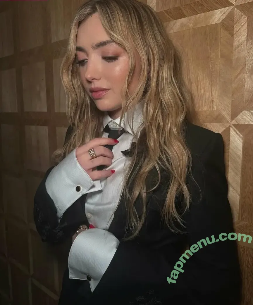 Peyton List nude photo #1334 (PeytonList / dammitpayton)