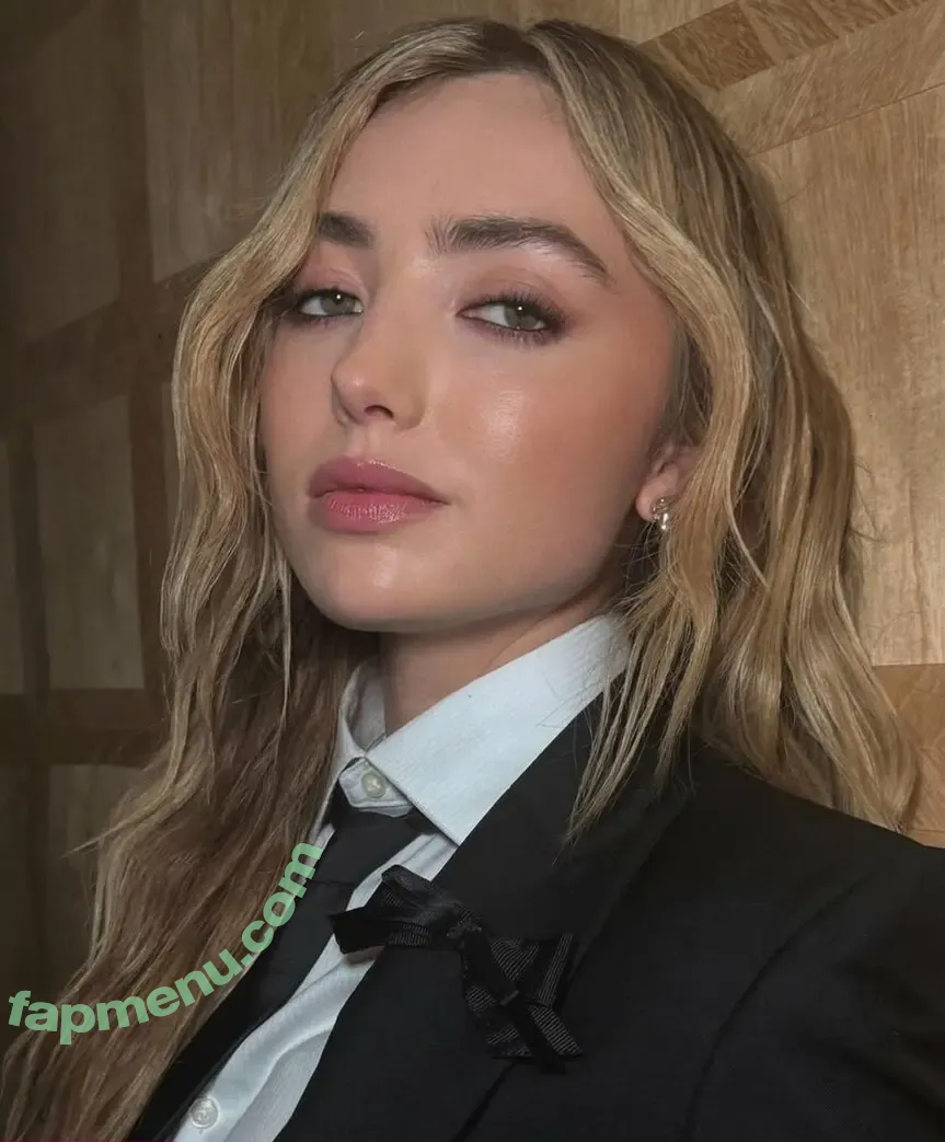 Peyton List nude photo #1335 (PeytonList / dammitpayton)