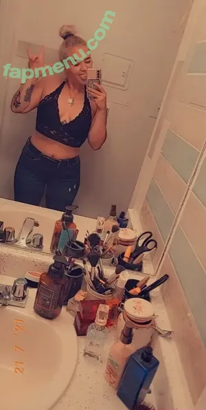  nude photo #0002