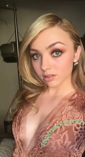  nude photo #0002