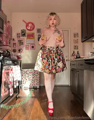  nude photo #0003
