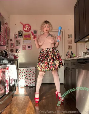  nude photo #0007