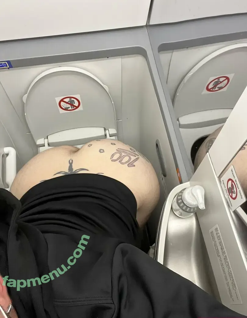 phatbootywhtbottom4bbdic nude photo #0007 (phatbootywhtbottom4bbdic)