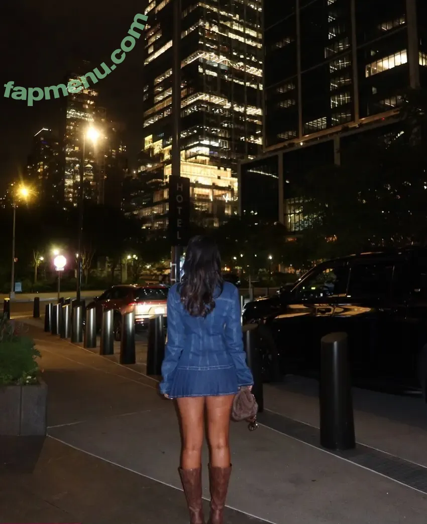 Phi Tran nude photo #0049 (feetbyphi / missphitran)