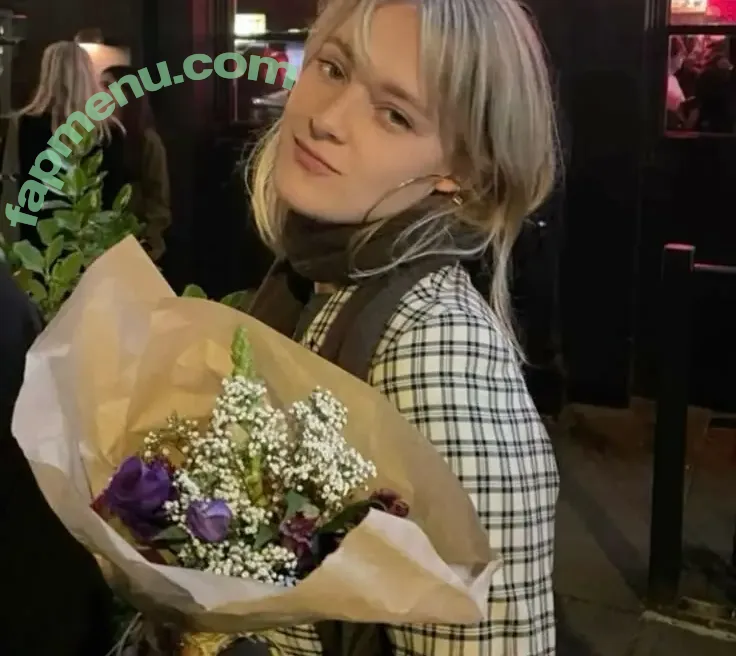 Phia Saban nude photo #0024 (phiasaban)