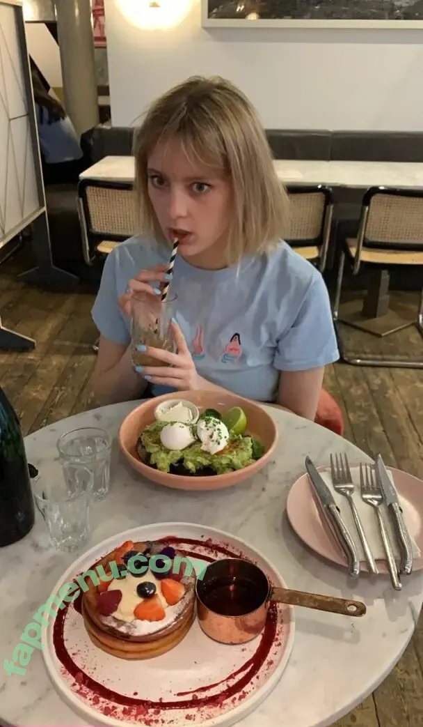 Phia Saban nude photo #0025 (phiasaban)