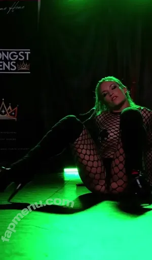 Phillipa Sharples / Phillipa23 nude photo #0160