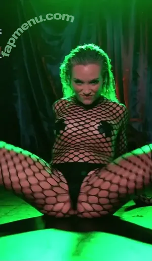 Phillipa Sharples / Phillipa23 nude photo #0165