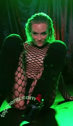 Phillipa Sharples / Phillipa23 nude photo #0166