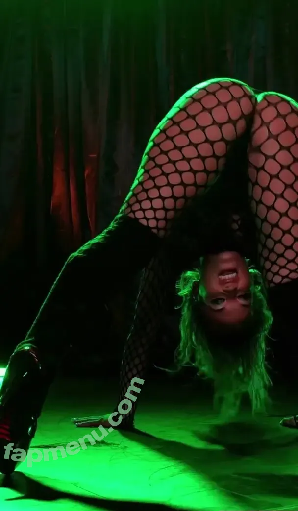 Phillipa Sharples nude photo #0171 (Phillipa23)