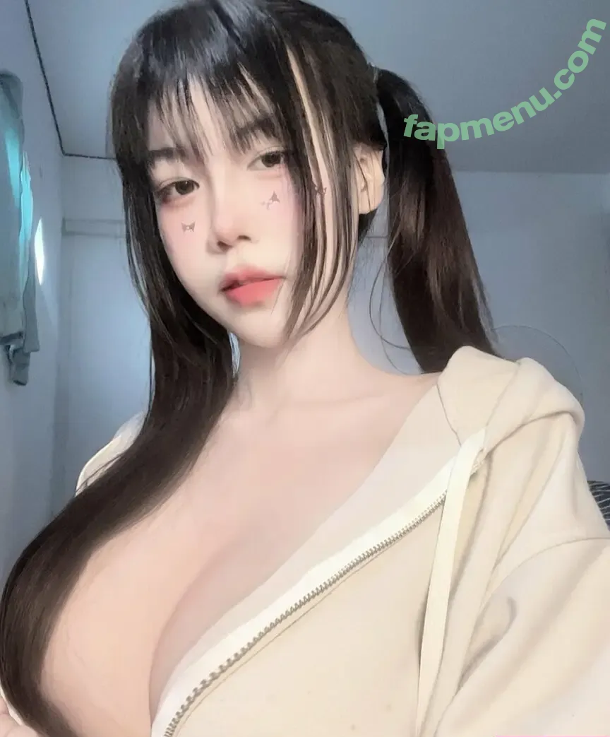 phmfrxmii nude photo #0012 (phmfrxmii)