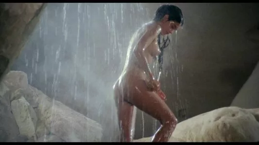 Phoebe Cates / PhoebeBCates / phoebecateskline nude photo #0087