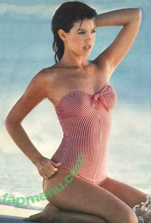 Phoebe Cates nude photo #0024 (PhoebeBCates / phoebecateskline)