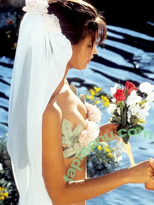 Phoebe Cates nude photo #0143 (PhoebeBCates / phoebecateskline)