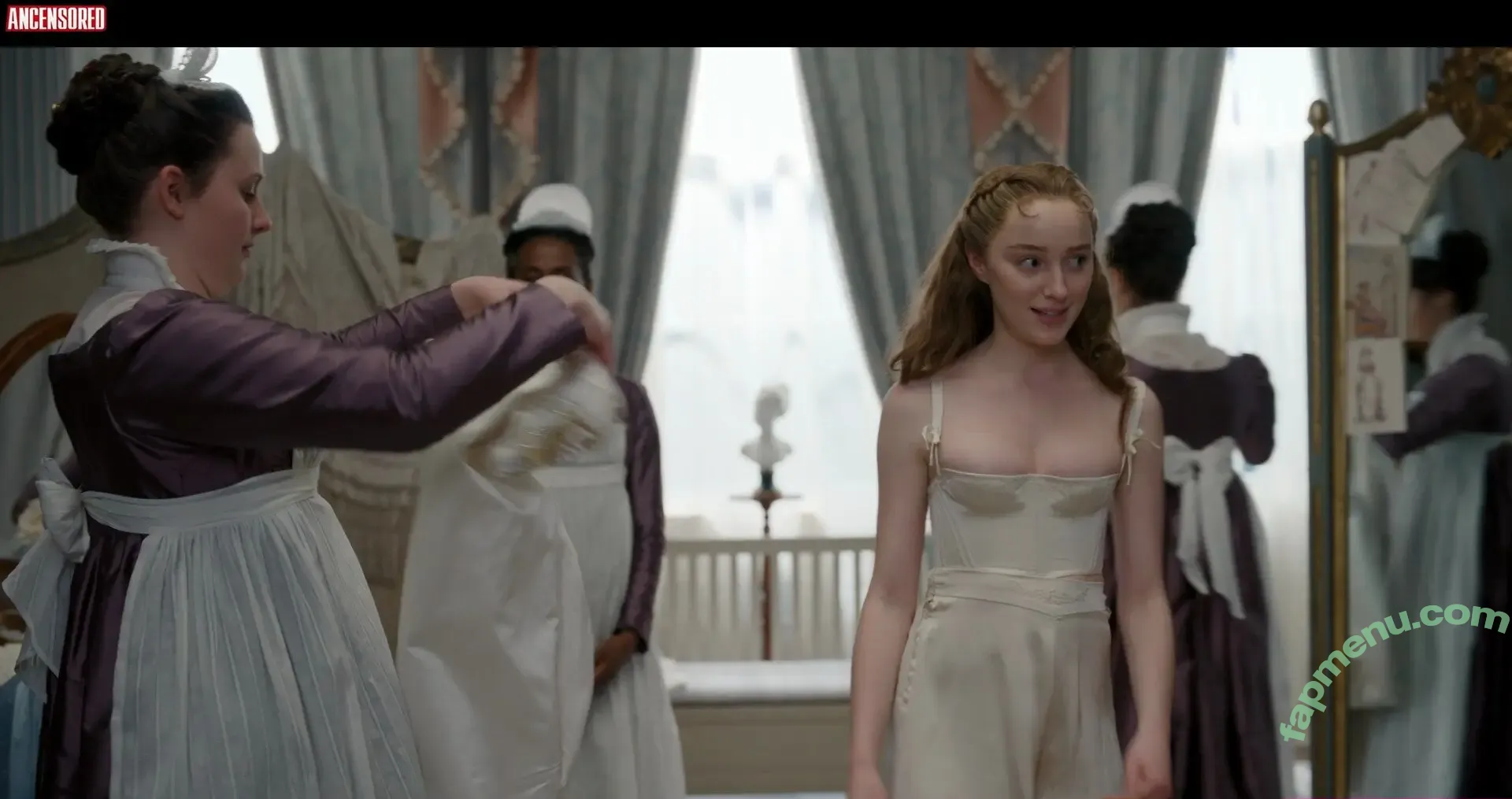 Phoebe Dynevor nude photo #0156 (phoebedynevor)