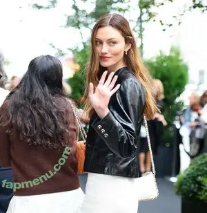 Phoebe Tonkin / phoebejtonkin nude photo #0451