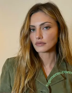 Phoebe Tonkin / phoebejtonkin nude photo #0461