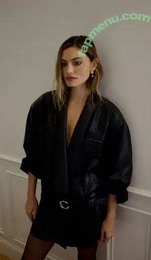 Phoebe Tonkin / phoebejtonkin nude photo #0464