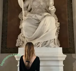 Phoebe Tonkin / phoebejtonkin nude photo #0481