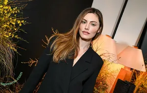 Phoebe Tonkin / phoebejtonkin nude photo #0514