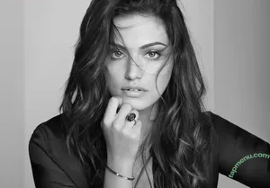 Phoebe Tonkin / phoebejtonkin nude photo #0520