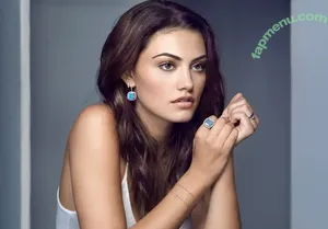 Phoebe Tonkin / phoebejtonkin nude photo #0522
