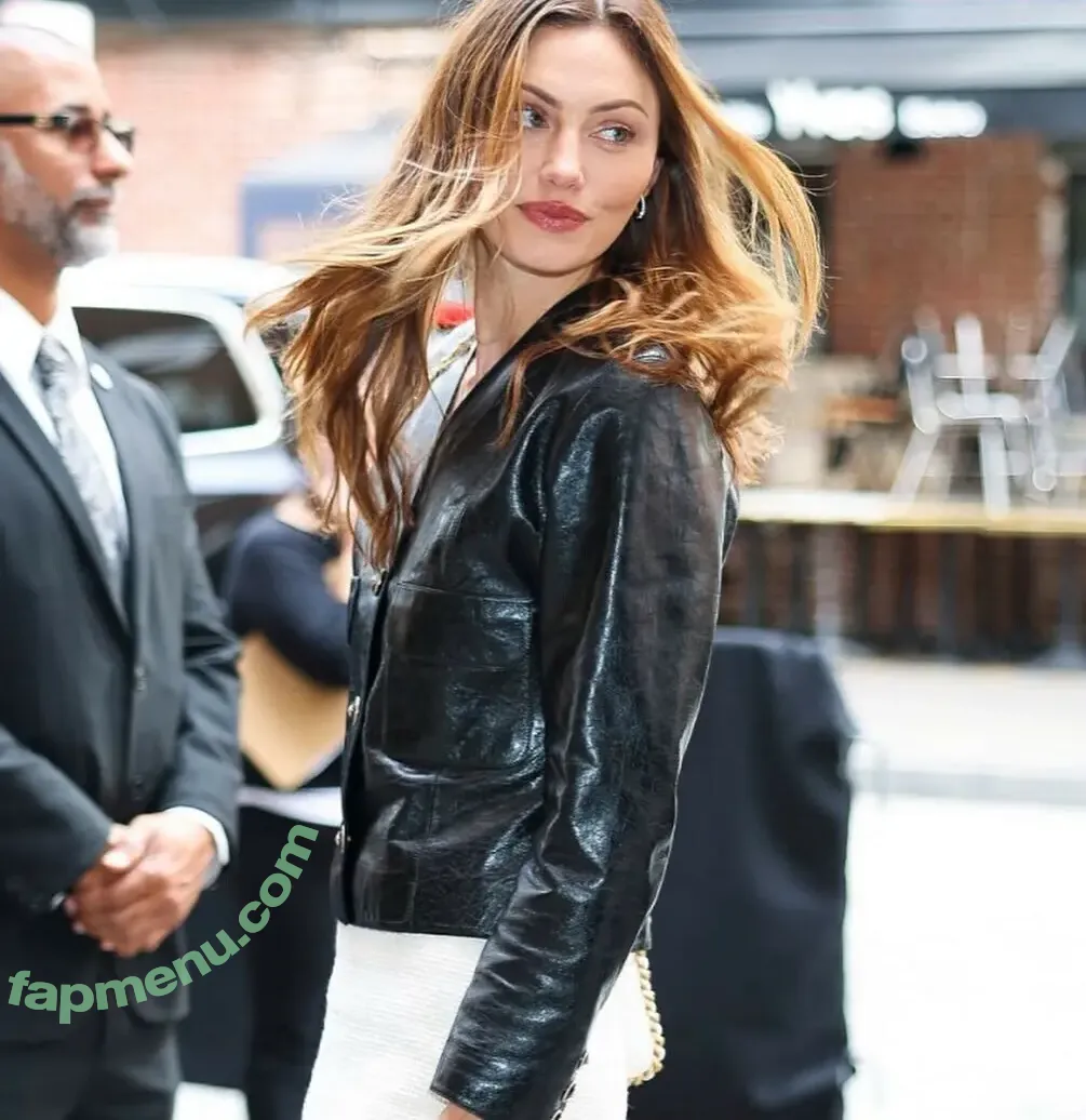 Phoebe Tonkin nude photo #0449 (phoebejtonkin)