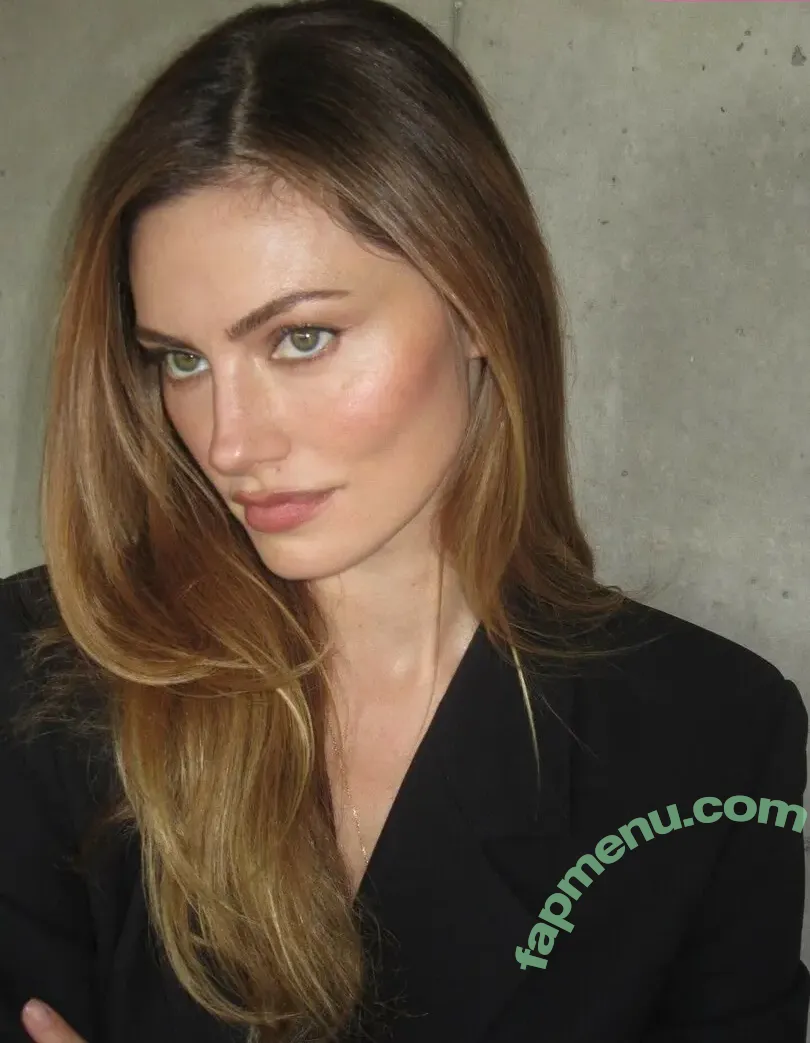 Phoebe Tonkin nude photo #0517 (phoebejtonkin)