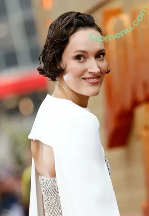 Phoebe Waller-Bridge / phoebewallerbridgesource nude photo #0002