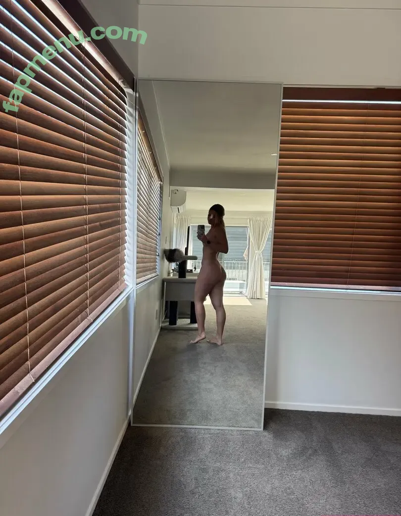 phoebeharris nude photo #0032 (phoebeharrisx)